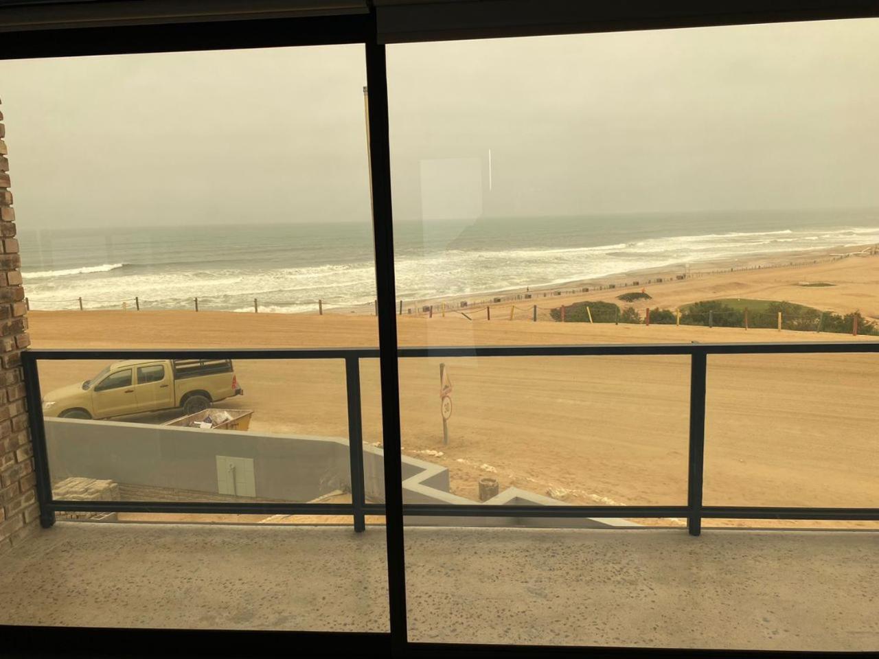 Diestrandwolf Sea View Self Catering Henties Bay Exterior foto